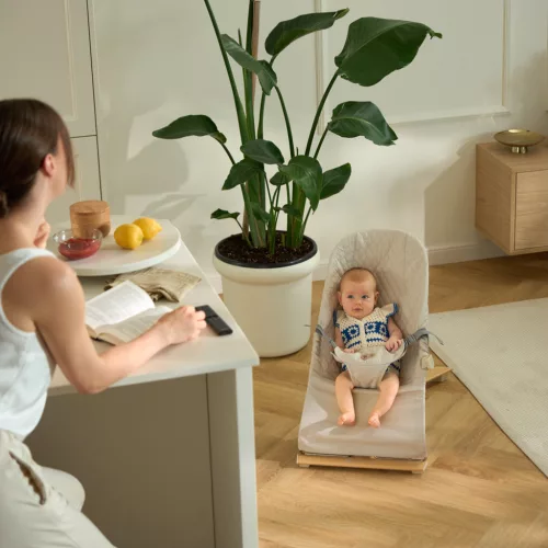 KINDERKRAFT Pihenőszék hintázó Mimi Light grey, do 9 kg