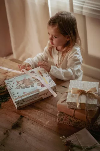 Little Dutch adventi kalendárium charm készítővel és matricával