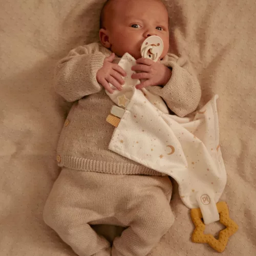 Little Dutch Szundikendő Rágókával – Newborn Naturalsrden