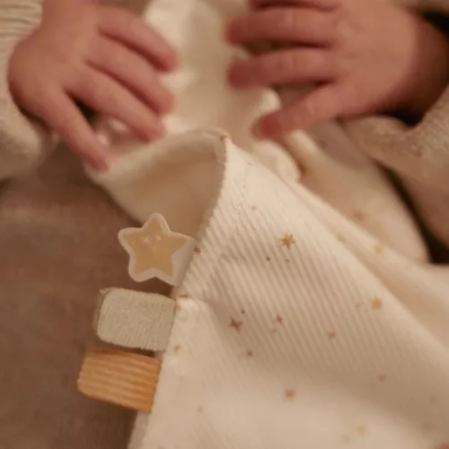 Little Dutch Szundikendő Rágókával – Newborn Naturalsrden