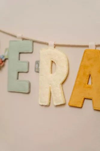 Little Dutch felfűzhető textil betű R