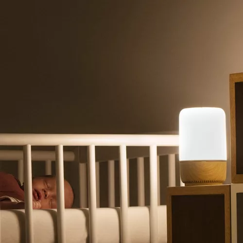 Zenélő éjjeli fény WiFi kapcsolattal mobil applikációval - Maxi-Cosi