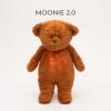 Moonie 2.0 the Organic Humming Friend dallammal és lámpával maci- CARAMEL