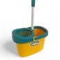   Gyermek takarítókészlet: vödör, felmosó és mop, 37x26 cm.