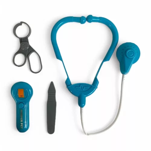 Cica orvosi készlet plüss cicával, 22x28 cm méretben.