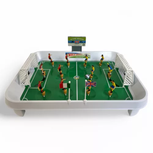 Rugós foci játékszett, kemény műanyag, 36x27 cm méretben.