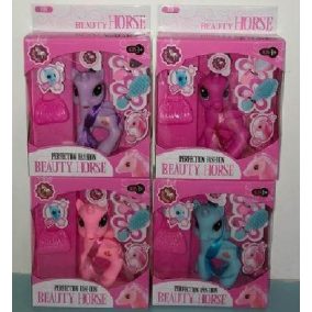 Póni, unikornis, +fésű, kieg., 4 szín, 14,5x20,5 cm dob.