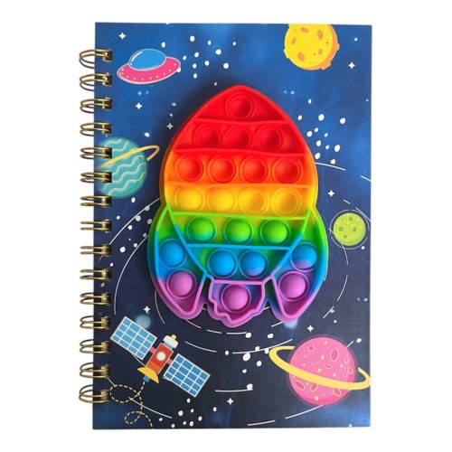 Jegyzetfüzet, spirálos, űrhajó minta, "Pop-it", 15x21 cm zacsk.
