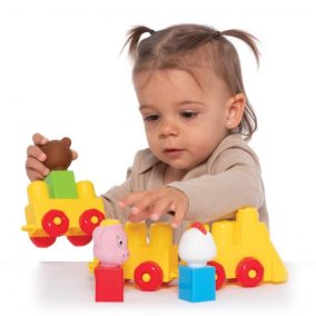   Építő készlet: Első vonatom, 39x16 cm, színes, kreatív játék.