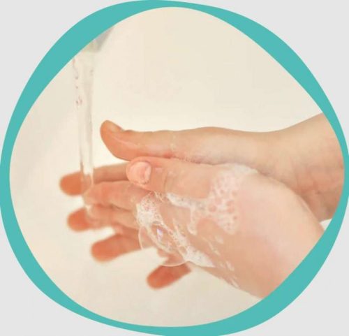 Polip alakú nyomda szappannal, kreatív játék gyerekeknek.