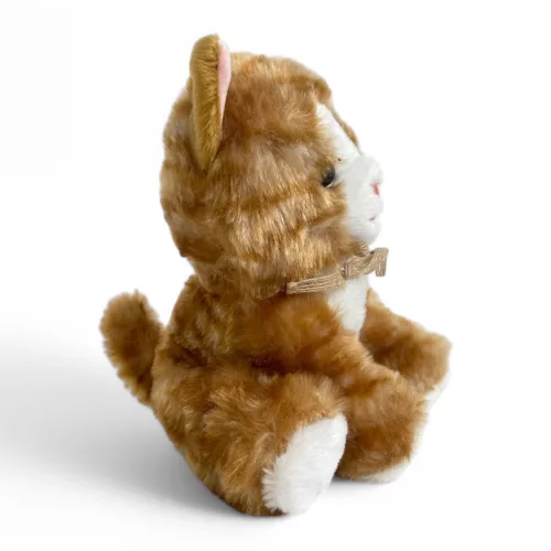 Plüss cica, tigriscsíkos, ülő, 20 cm