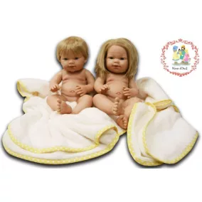   Nines Európai Baba - lány, hajas, fürdethető, 37 cm 24 hó+