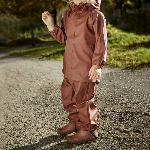 NUUROO JUNIOR ESŐSZETT ÚJRAHASZNOSÍTOTT POLIÉSZTERBŐL