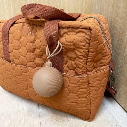 Nuuroo Camille cumitartó- Csokoládé