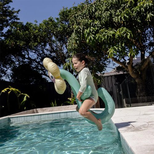 Sunnylife felfújható vízi virág szett (2 db) – Poppy the Peach