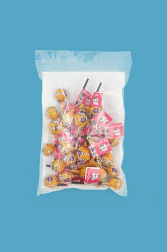 OKI DOKI KIDS cukormentes, narancs ízű étrend-kiegészítő nyalóka 9-féle vitaminnal és cinkkel (édesítőszerekkel)-25 DB