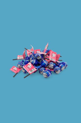 OKI DOKI KIDS cukormentes, kék málna ízű étrend-kiegészítő nyalóka 9-féle vitaminnal és cinkkel (édesítőszerekkel)-1 DB