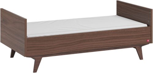 VOX Mid II babaszoba bútor szett, babaágy 140-es, pelekázó komód, szekrény  - dio