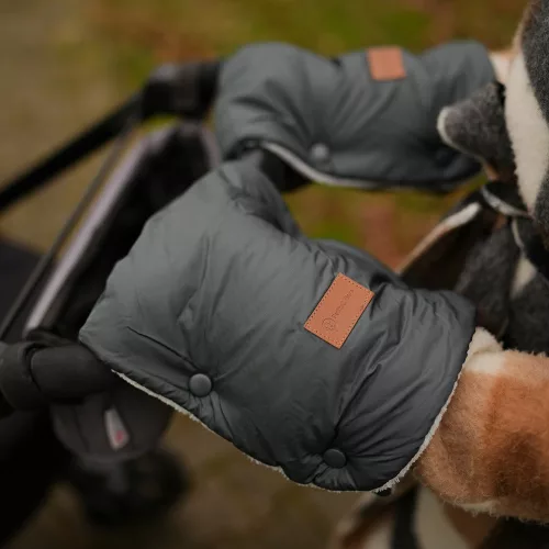 PETITE&MARS Téli szett Jibot 3in1 bundazsák + kézmelegítő kesztyű babakocsira Jasie Ink Black