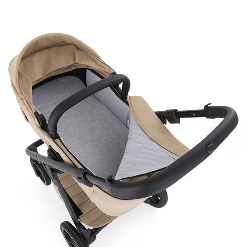 PETITE&MARS KÉSZLET Babakocsi 4v1 ICON Mocha Beige LITE RWS + CYBEX Aton B2 i-Size