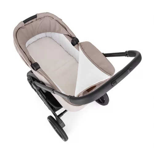 PETITE&MARS Kombinált babakocsi SCOUT 3 az 1-ben Cappuccino Cream + Core Pro i-Size 
