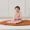 ERGOPOUCH Hálózsák organikus pamut Jersey Daisies 3-12 h, 6-10 kg, 2,5 tog