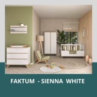 Fakum - Sienna White