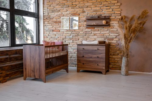 Faktum Nest Walnut babaszoba szett, babaágy 120-as, pelenkázó komód, falipolc